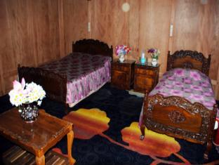 Hotel The Mughal Sheraton Houseboat Durgjan Exteriér fotografie